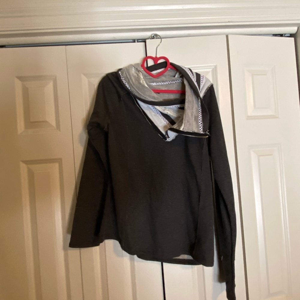 Women’s Long Sleeve Shirt